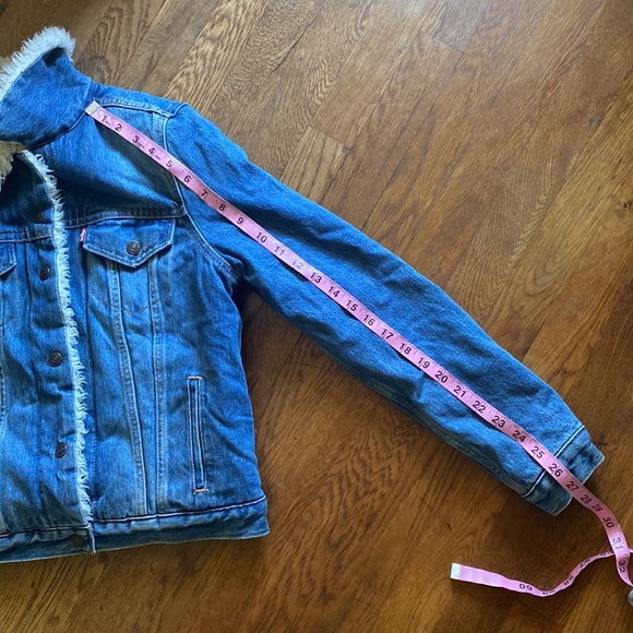 Levi’s Sherpa Jean Jacket Faux Fur faux Sherpa lined trucker denim jacket - Picture 9 of 9